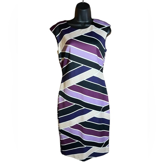 ✅Vince Camuto Purple Cream Graphic Capped Sleeve Dress NWOT - Picture 1 of 3